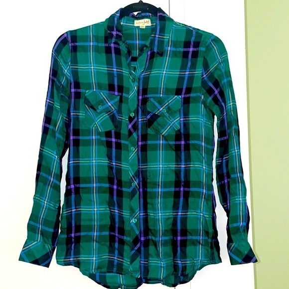 Green Plaid Button-down Shirt - Picture 2 of 5